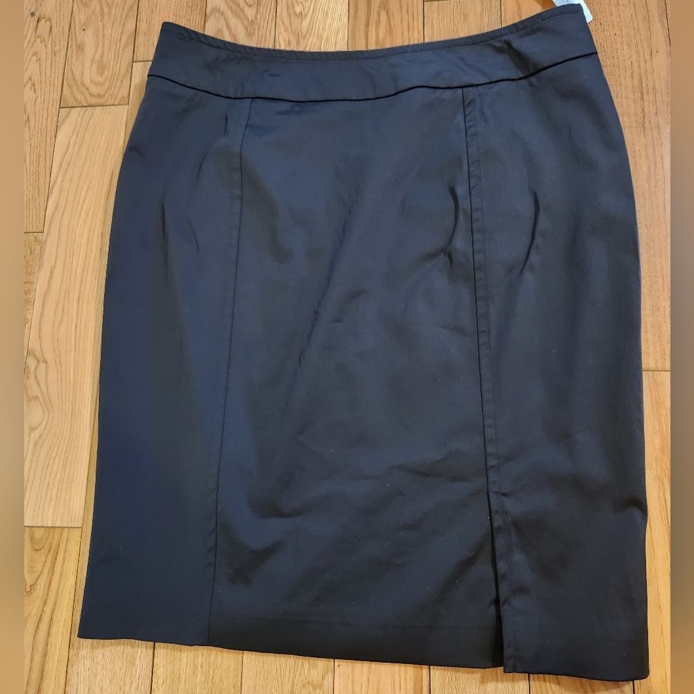 Worthington Women's Skirt Size 14 New